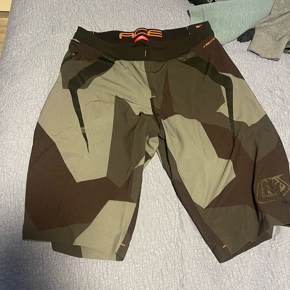 Troy Lee Designs MTB shorts